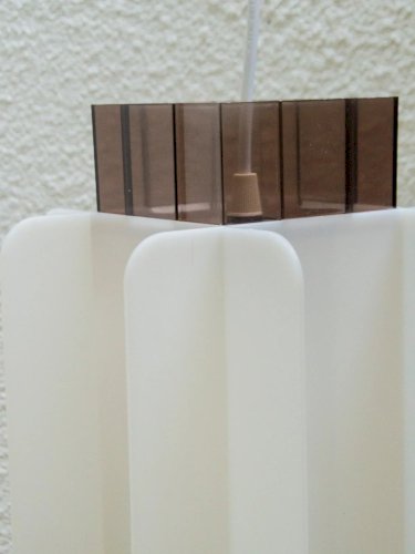 Sonia, la suspension en plexi 80's N°155