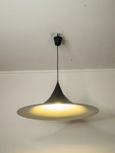 Sonia, la suspension noire en aluminium N°148