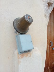 Old electric bell ringer