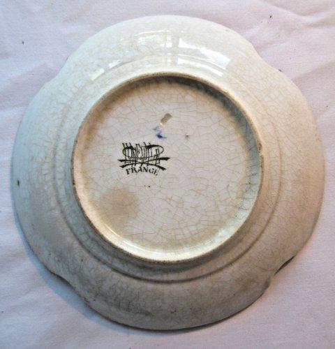 Soucoupe Art Nouveau pour tasse à café: Les Nénuphars, signée KG Lunéville