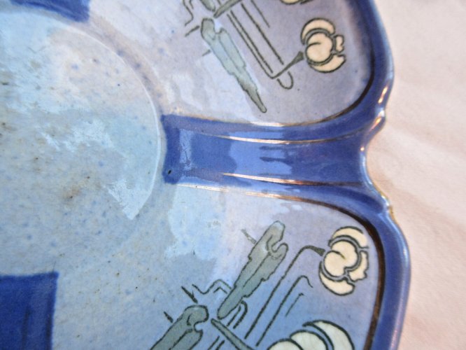 Soucoupe Art Nouveau pour tasse à café: Les Nénuphars, signée KG Lunéville
