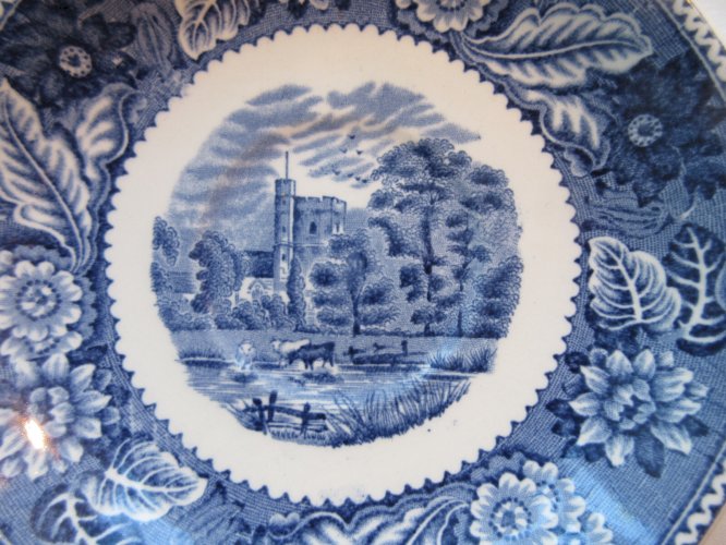 Soucoupe pour tasse à café pour réassortiment, porcelaine: Woodland England
