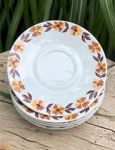 Soucoupes vintage en porcelaine Epiag