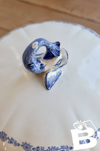 Soupière ancienne en faïence de Gien – Modèle Royal