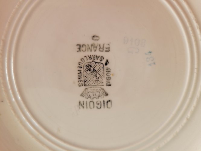 Soupière avec couvercle vintage de Digoin Sarreguemines décor floral