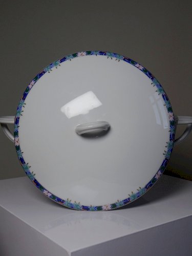 Soupière en porcelaine fine de Limoges Bernardaud Borel 1986 limité