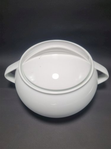 Soupière en porcelaine