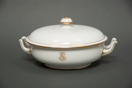 Sèvres soup tureen monogram N – 19th century porcelain – Imperial decoration