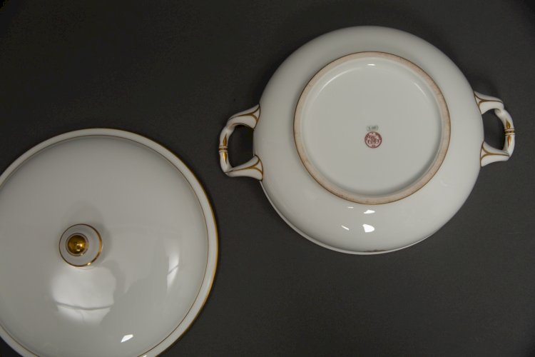 Soupière Sèvres monogramme N – Porcelaine XIXe siècle – Décor impérial