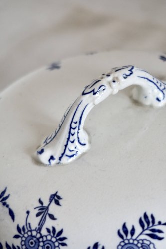 Soupière vintage porcelaine Dresden - Motif fleuri bleu et blanc