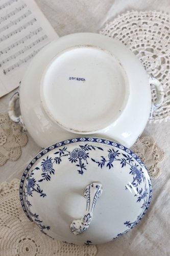 Soupière vintage porcelaine Dresden - Motif fleuri bleu et blanc