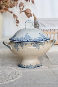 Soupière vintage terre de fer Saint Amand Hamage Nord modèle Platane bleu