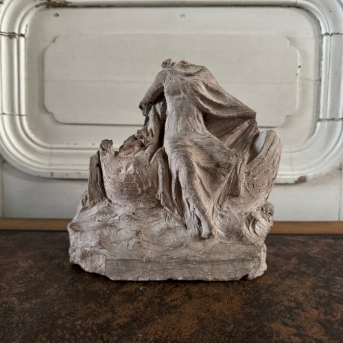 Statue à l'Antique femme drapée en terre cuite par Charles Filleul M3551