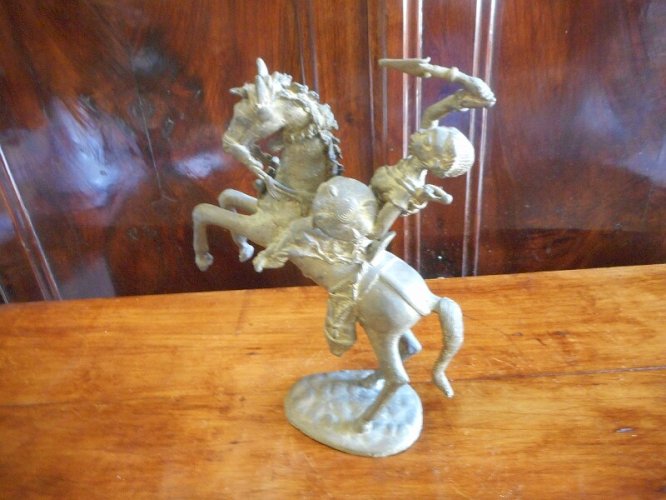STATUE ANCIENNE EN BRONZE AFRICAIN N° 7