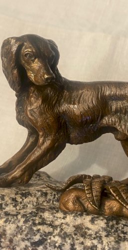 Statue animalière en bronze, chien de chasse XIXème, signé Jules Moigniez.