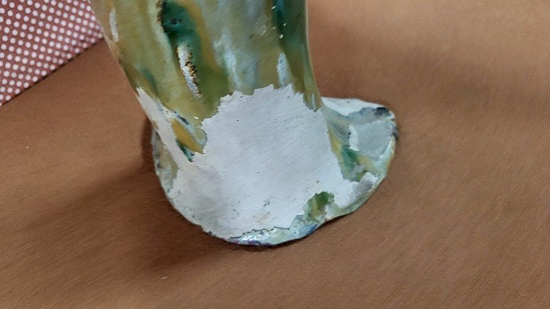 STATUE ASIATIQUE EN TERRE VERNISSEE DU XIX ème SIECLE