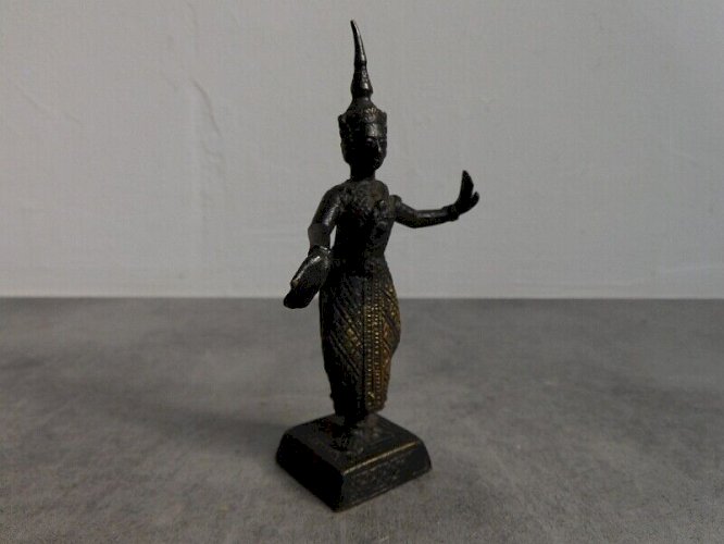 STATUE EN BRONZE DANSEUSE THAILANDAISE N° 12