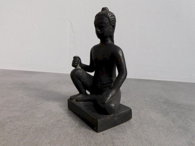 STATUE EN BRONZE THAILANDAISE N° 15