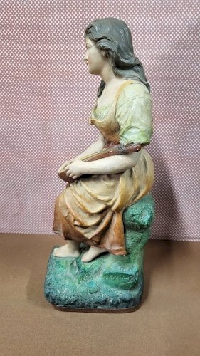 STATUE SCULPTURE EN TERRE CUITE LA DAME JOUANT DE LA MANDOLINE JOSEPH LE GULUCHE