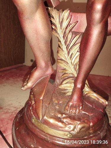 STATUE SCULPTURE FORGERON AVEC ECLAIRAGE