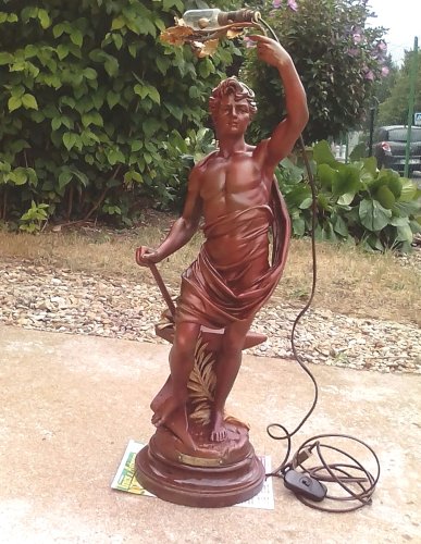 STATUE SCULPTURE FORGERON AVEC ECLAIRAGE