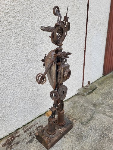 STATUE TOUT EN METAL ROBOT ARTISANAL