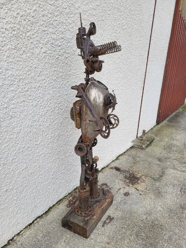 STATUE TOUT EN METAL ROBOT ARTISANAL