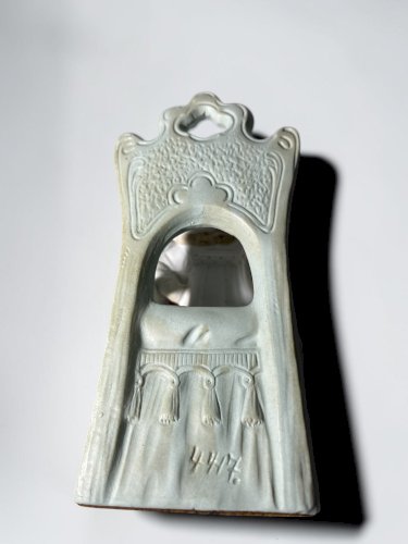 Statuette ancienne en biscuit de porcelaine 