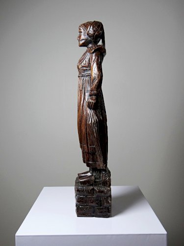 Statuette ancienne en bois sculpté femme bretonne en habit traditionnel