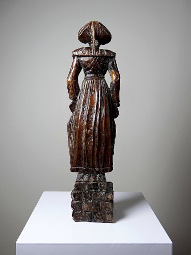 Statuette ancienne en bois sculpté femme bretonne en habit traditionnel
