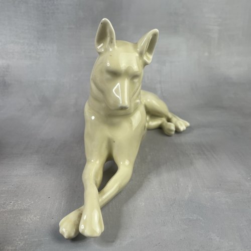 Statuette de chien en porcelaine beige crème sans marque Haut.~12cm