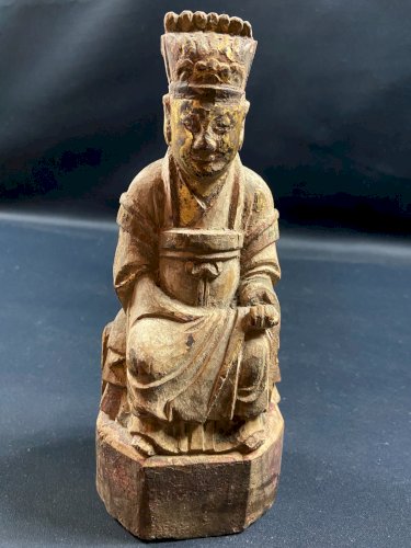 Statuette en bois sculpté au dignitaire chinois Chine XVIIIe Dynastie Qing