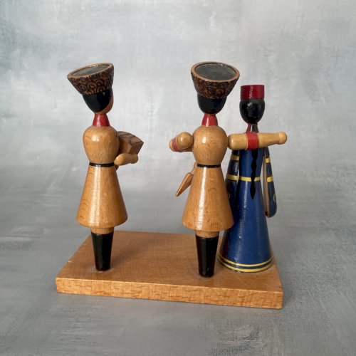 Statuette figurine en bois peint souvenir artisanat Russe vintage