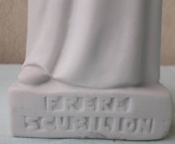 Statuette Frère Scubilion / Objet religieux