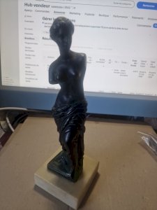 Reproduction statuette in Regule of the VENUS DE MILO goddess APHRODITE Greece 150 BC