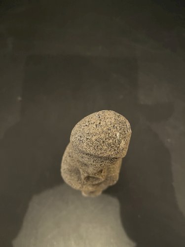 Statuette religieuse vierge avec clef pierre reconstituée Eglise devotion