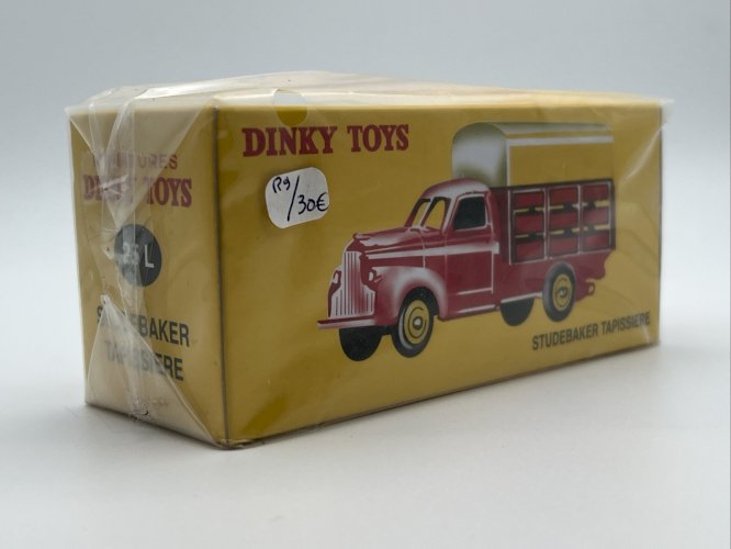 Studebaker Tapissiere 1/43 Dinky Toys 25L