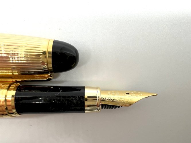 Stylo plume vintage Iridium Point Germany plaqué or style Montblanc