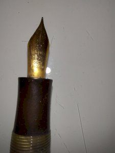 OSMIA vintage fountain pen