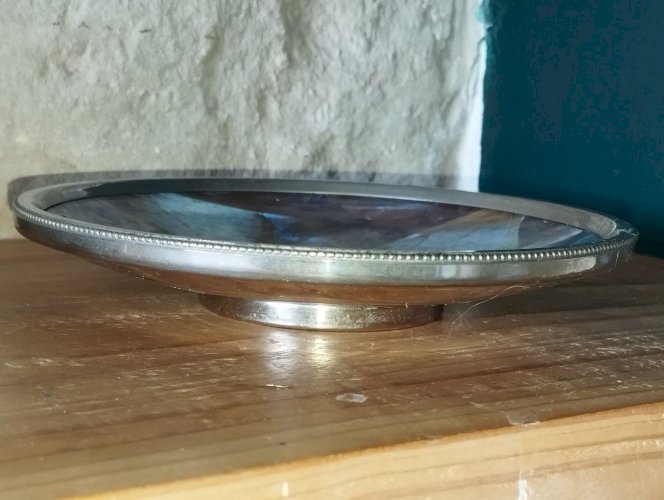 Sublimes coupelles Art déco – Verre irisé & monture en métal argenté – Lot de 2