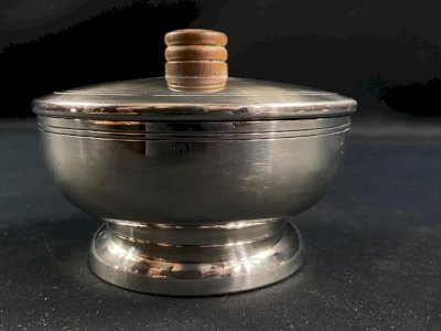 Sucrier en métal argenté design Art déco 1930
