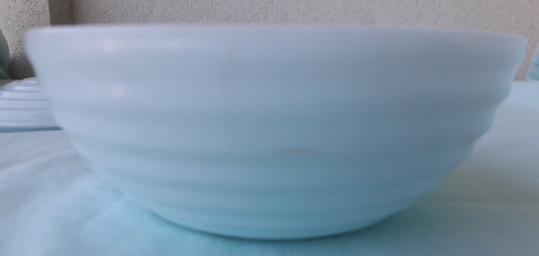 Sucrier en opaline