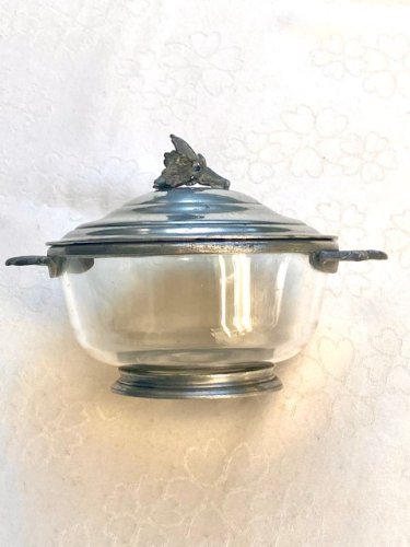 Sucrier en verre et étain à décor floral