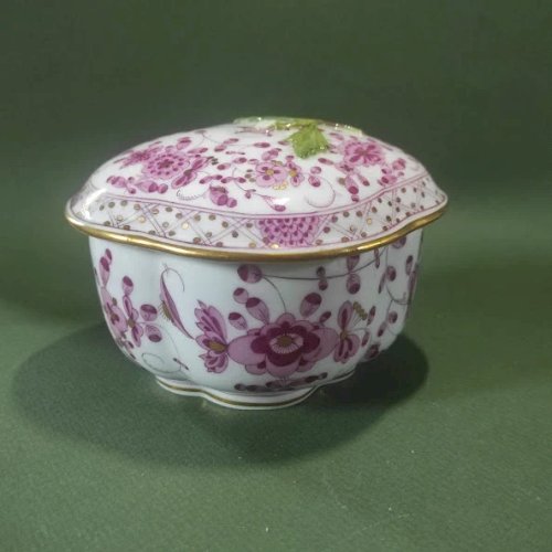 Sucrier, pot couvert, bonbonnière en porcelaine Meissen, fleurs indiennes