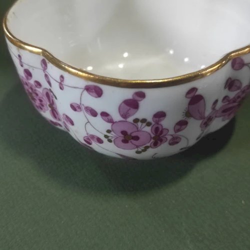 Sucrier, pot couvert, bonbonnière en porcelaine Meissen, fleurs indiennes