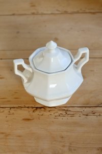 Vintage sugar bowl Johnson Brothers Pearl pattern porcelain