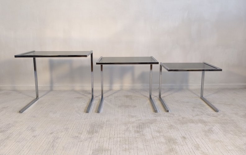 ?✨ Suite de 3 tables gigognes vintage chrome et verre fumé, style Roche Bobois / Guy Lefèvre – 1970’s ✨?