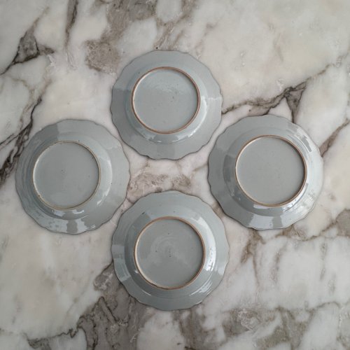 Suite de 4 assiettes en porcelaine Compagnie des Indes XVIIIe M4024