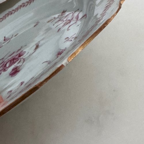 Suite de 4 assiettes en porcelaine Compagnie des Indes XVIIIe M4024