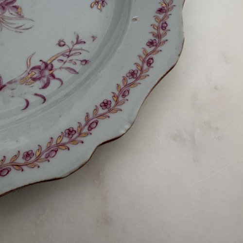 Suite de 4 assiettes en porcelaine Compagnie des Indes XVIIIe M4024